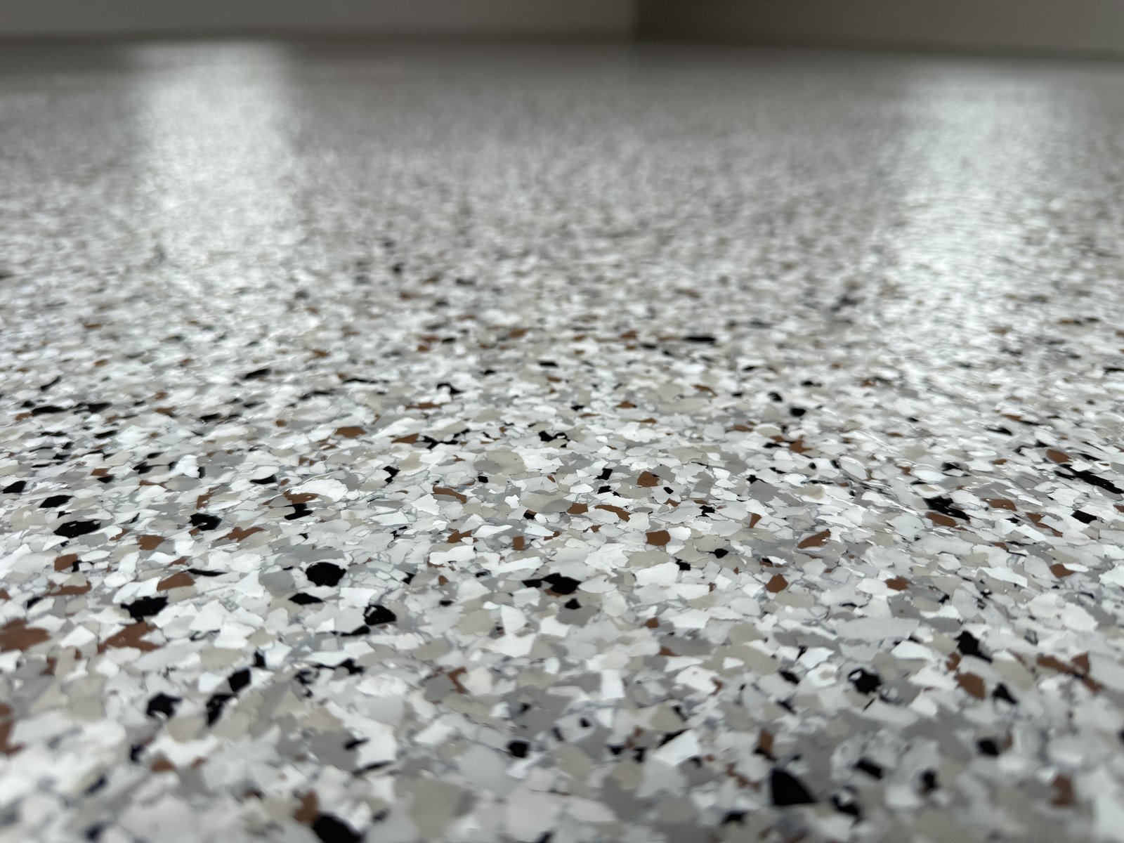 Floor + Glow example — variant 2